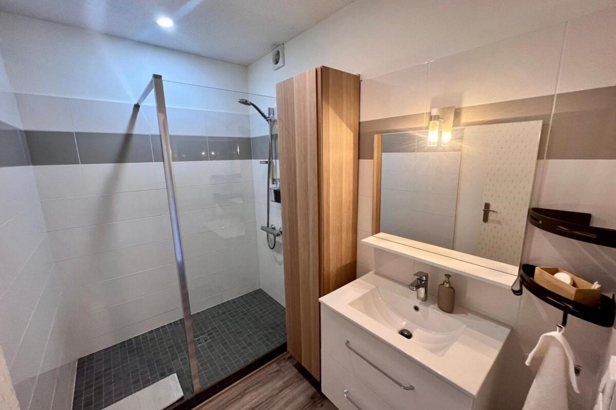 Casa Bert - T2 Avec Parking&Balcon En Centre Ville Brive-la-Gaillarde Bagian luar foto